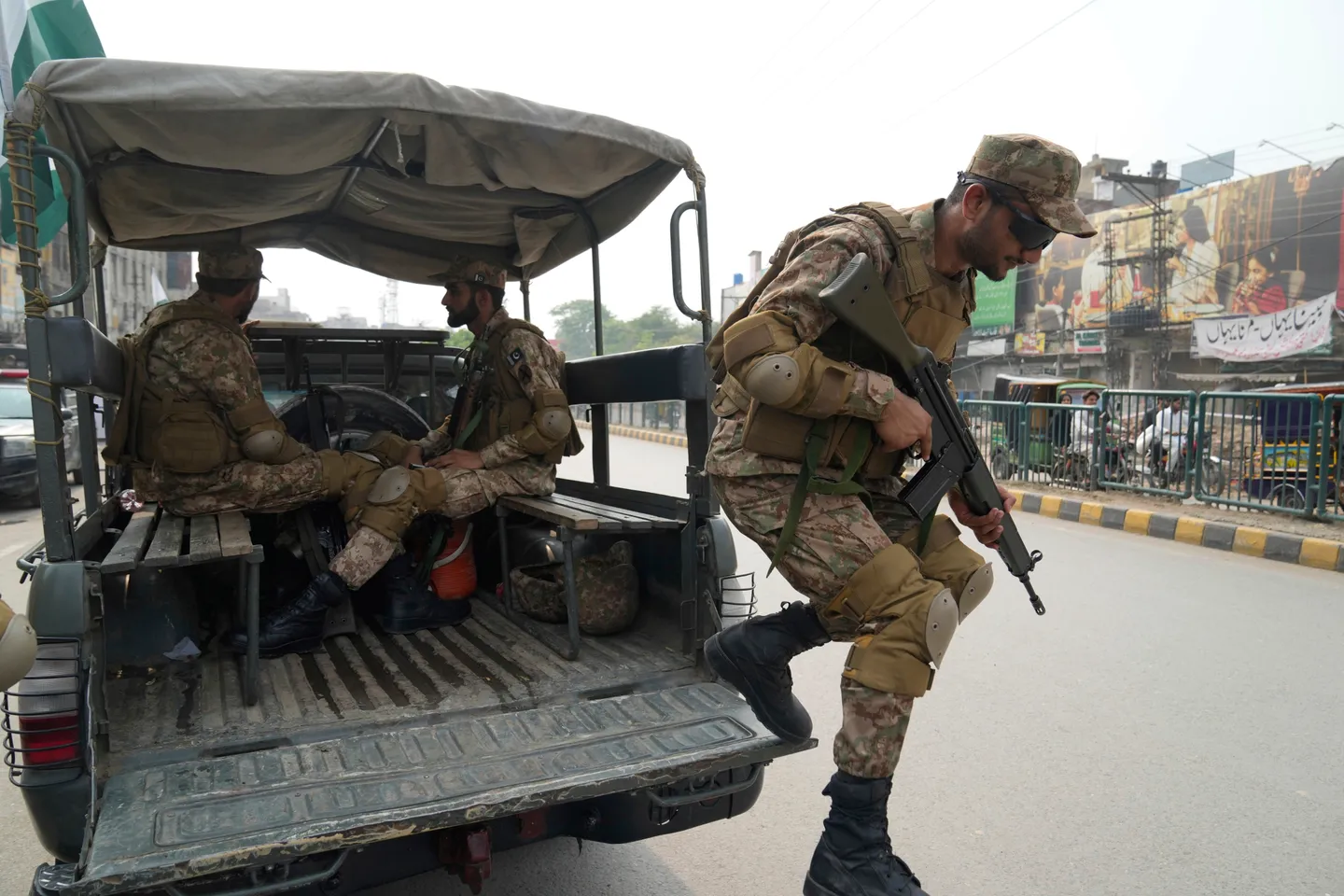 Pakistanyň howpsuzlyk güýçleriniň geçiren operasiýasynda 9 başbozar öldürildi