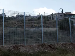 Israel transforma a Cisjordânia ocupada numa 'grande prisão'