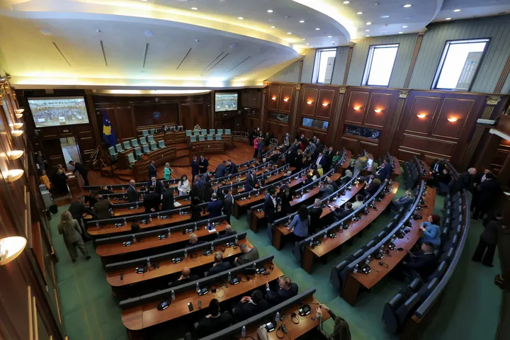 False bomb threat forces parliament evacuation in Kosovo