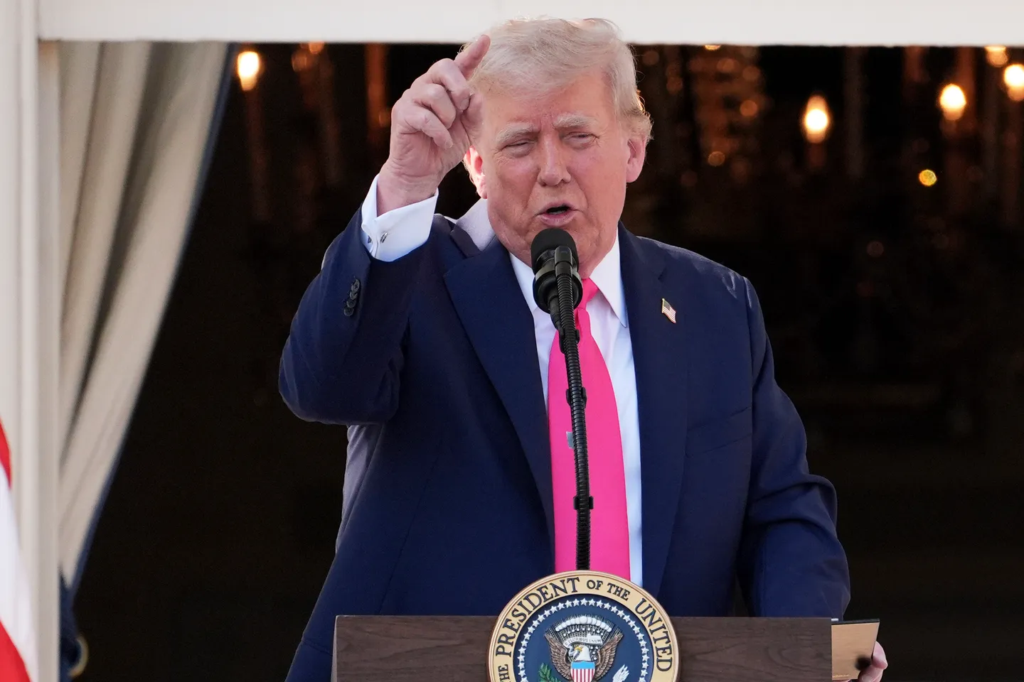 Zollstreit: Trump will am Montag „wahrscheinlich zwölf“ Briefe an Handelspartner schicken