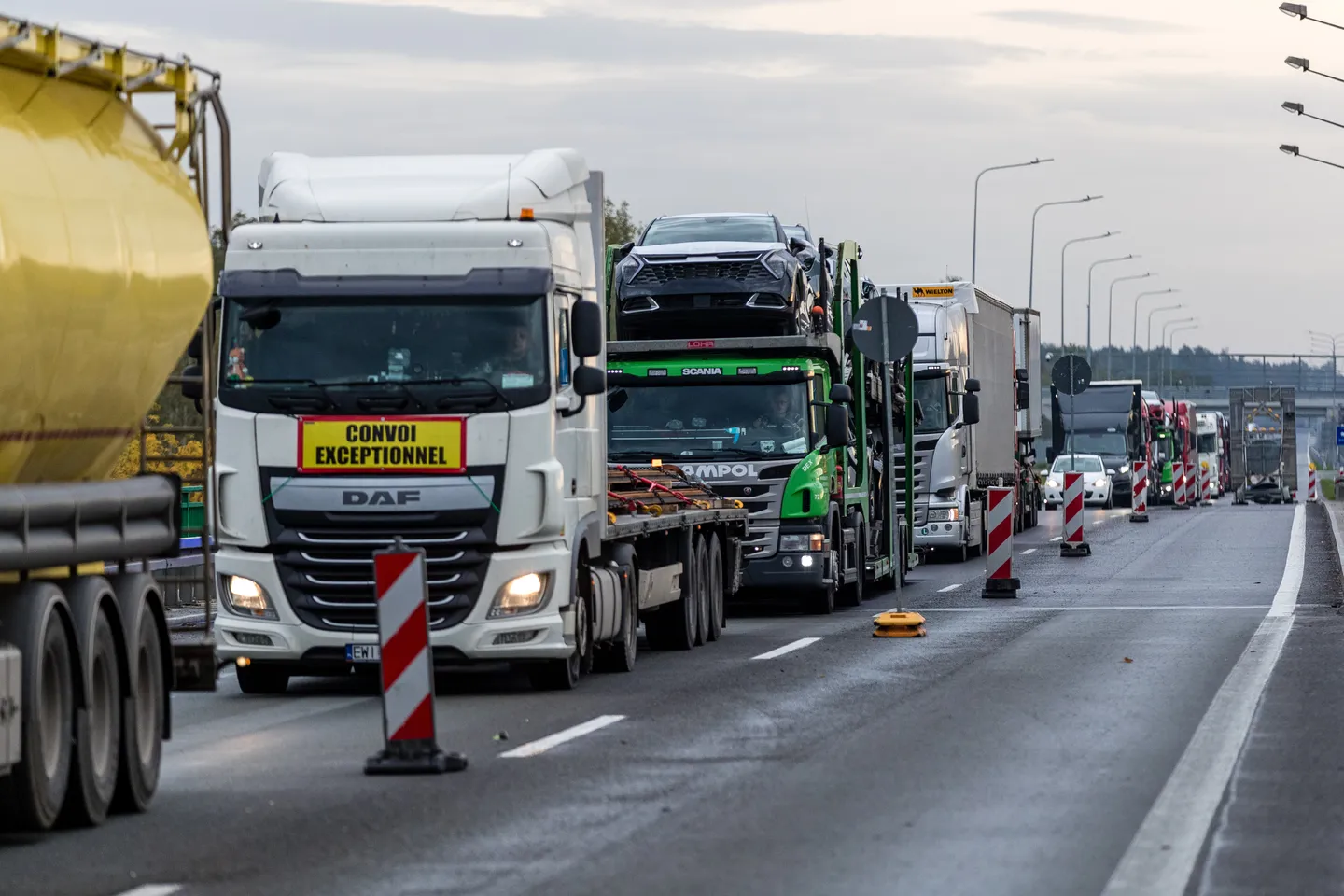 Grenzkontrollen: Bund will Verkehrsbehinderungen begrenzen