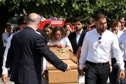 Fudbaleri iz cijelog svijeta na sahrani Dioga Jote