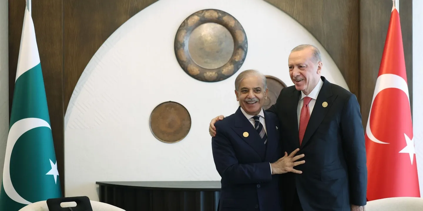 Erdogan destaca o crescimento da cooperação entre a Türkiye e o Paquistão