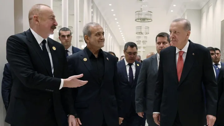 Erdoğan: Meg kell erősíteni a török-iráni együttműködést a terrorizmus elleni küzdelemben