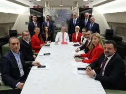 Presidente turco apela Azerbaijão e Rússia para acalmarem-se em meio à tensão