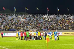 Gola ya rasu ana tsaka da ƙwallon ƙafa a Malaysia