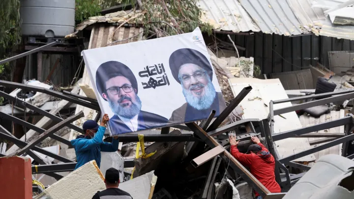 O líder do Hezbollah diz estar pronto para a paz, mas não desarmará perante às violações israelitas