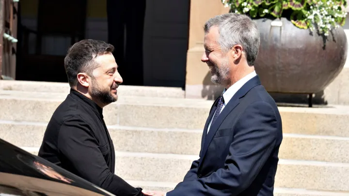 V.Zelenski: “Ukrayna ABŞ və Danimarka ilə silah istehsalına dair müqavilə imzalayıb''