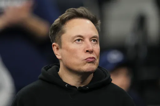 Tesla-Aktie fällt nach Musks Partei-Ankündigung