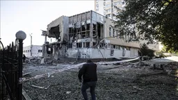 Ukrajina tvrdi da je najmanje jedna osoba poginula, 62 povrijeđene u ruskim napadima dronova na Harkov i Odesu