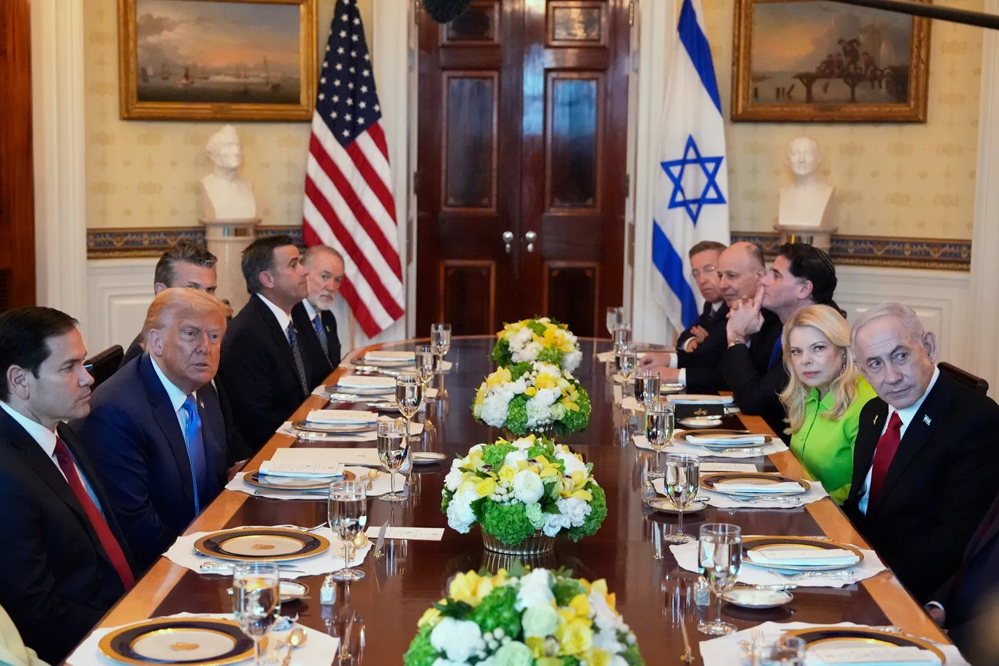 Netanyahu backs expulsion of Palestinians as Trump shrugs off two-state solution