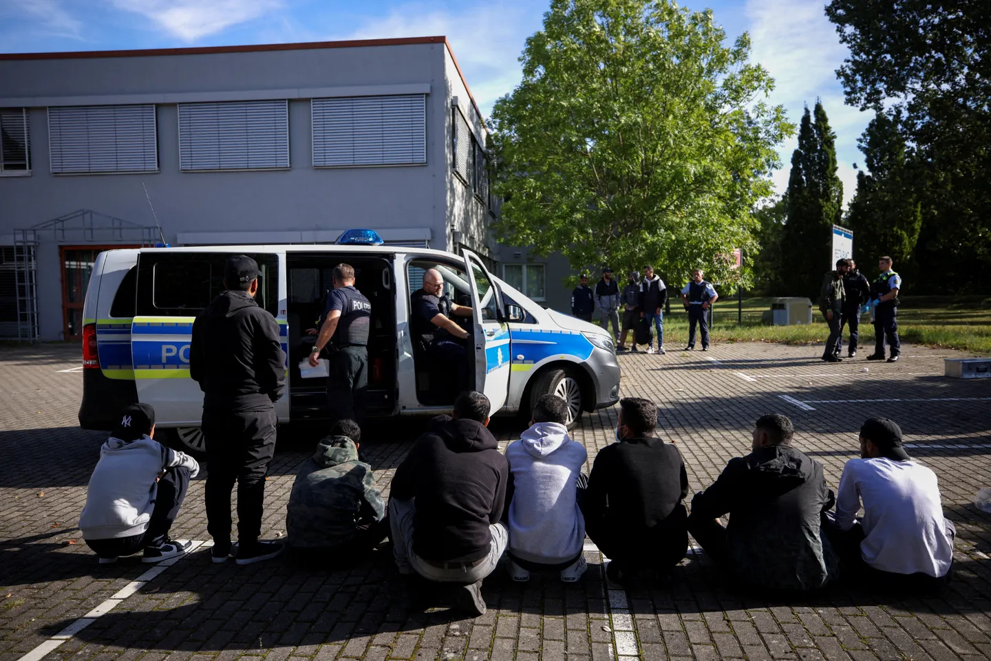Gjermania ka refuzuar mbi 10,000 emigrantë të parregullt në kufijtë e saj që nga maji