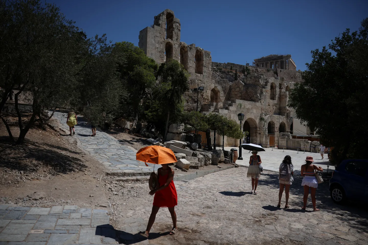 Millions suffer as extreme heat grips the globe