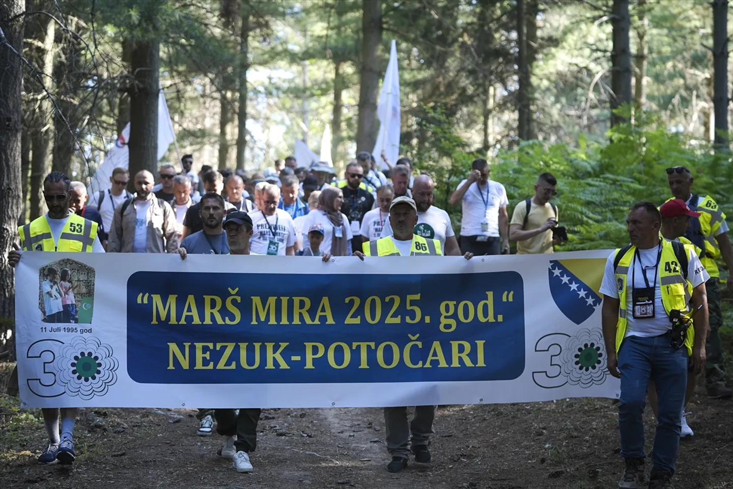 Thousands join peace march to honour Srebrenica genocide victims