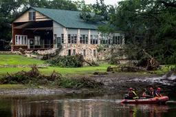 Hopes fade but search persists for Texas flood survivors