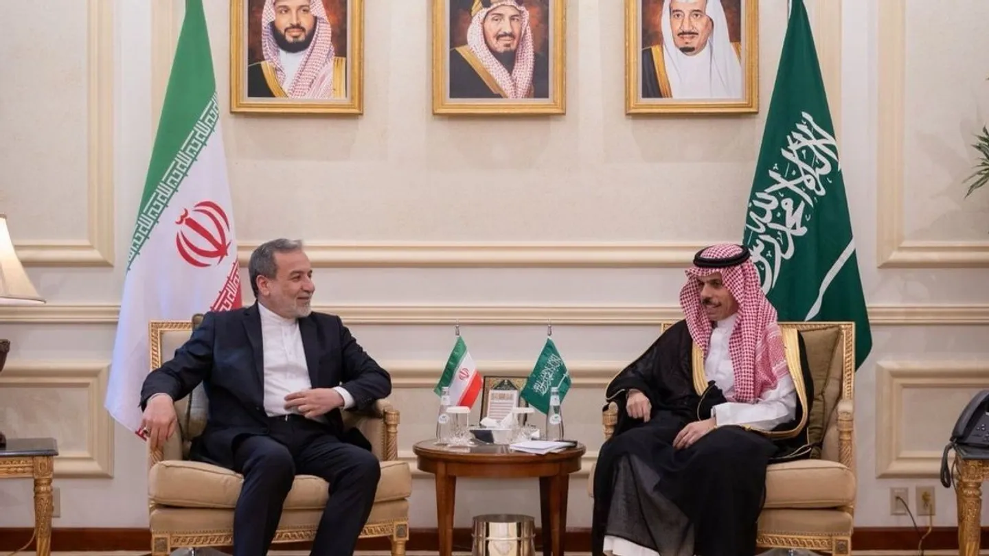 السعودية.. بن فرحان يبحث مع نظيره الإيراني العلاقات الثنائية وتطورات المنطقة