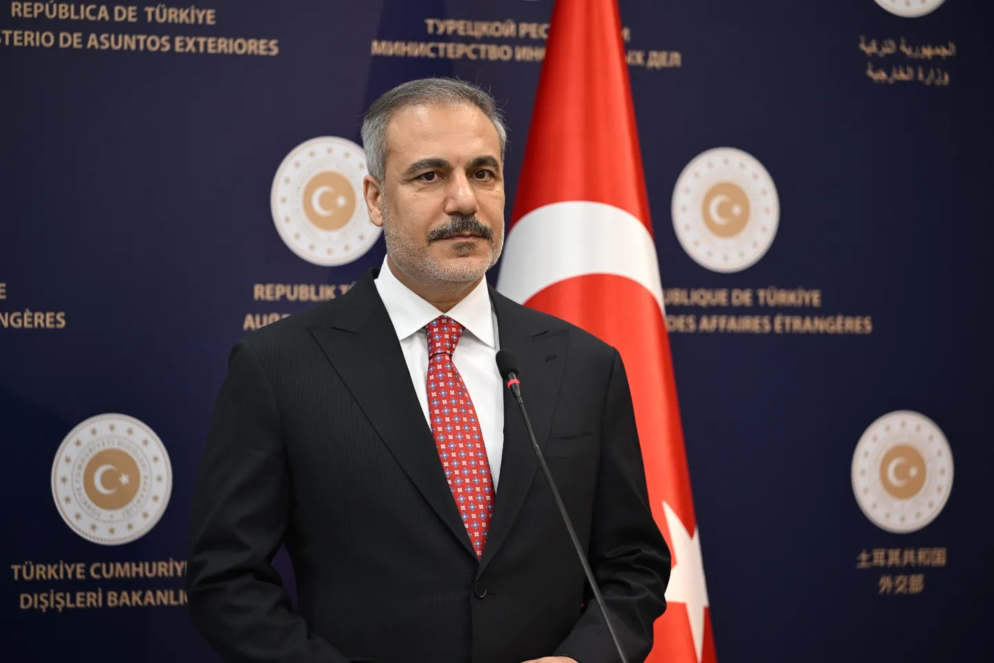 Ministros de Exteriores y de Defensa de Türkiye realizan visita oficial a Pakistán