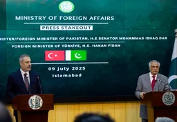 Türkiye comenzará exploración de petróleo en alta mar en Pakistán, anuncia ministro Fidan