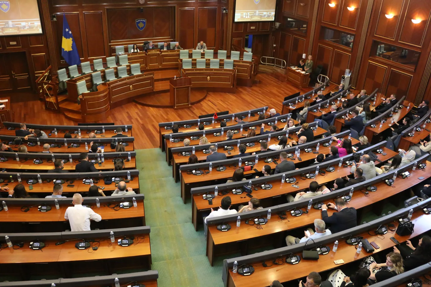 Afati i fundit për konstituim, Ambasadorët e huaj nesër në Kuvendin e Kosovës