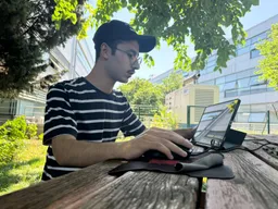 Studenti turk fiton çmimin e parë në Portugali me aplikacion udhëtimi të bazuar në IA