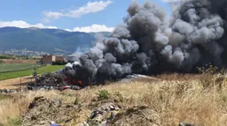 Zjarr masiv në Vizbeg të Shkupit: Aktivizohet aeroplani “Air Tractor”