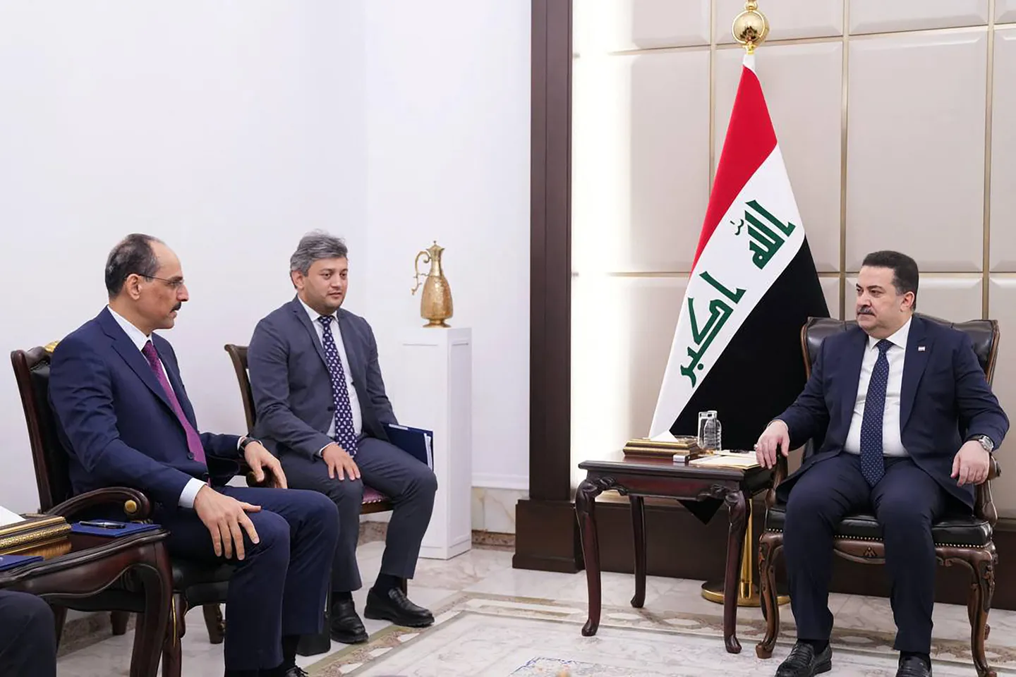 رئيس الاستخبارات التركية يبحث مع مسؤولين عراقيين أمن الحدود ومكافحة الإرهاب