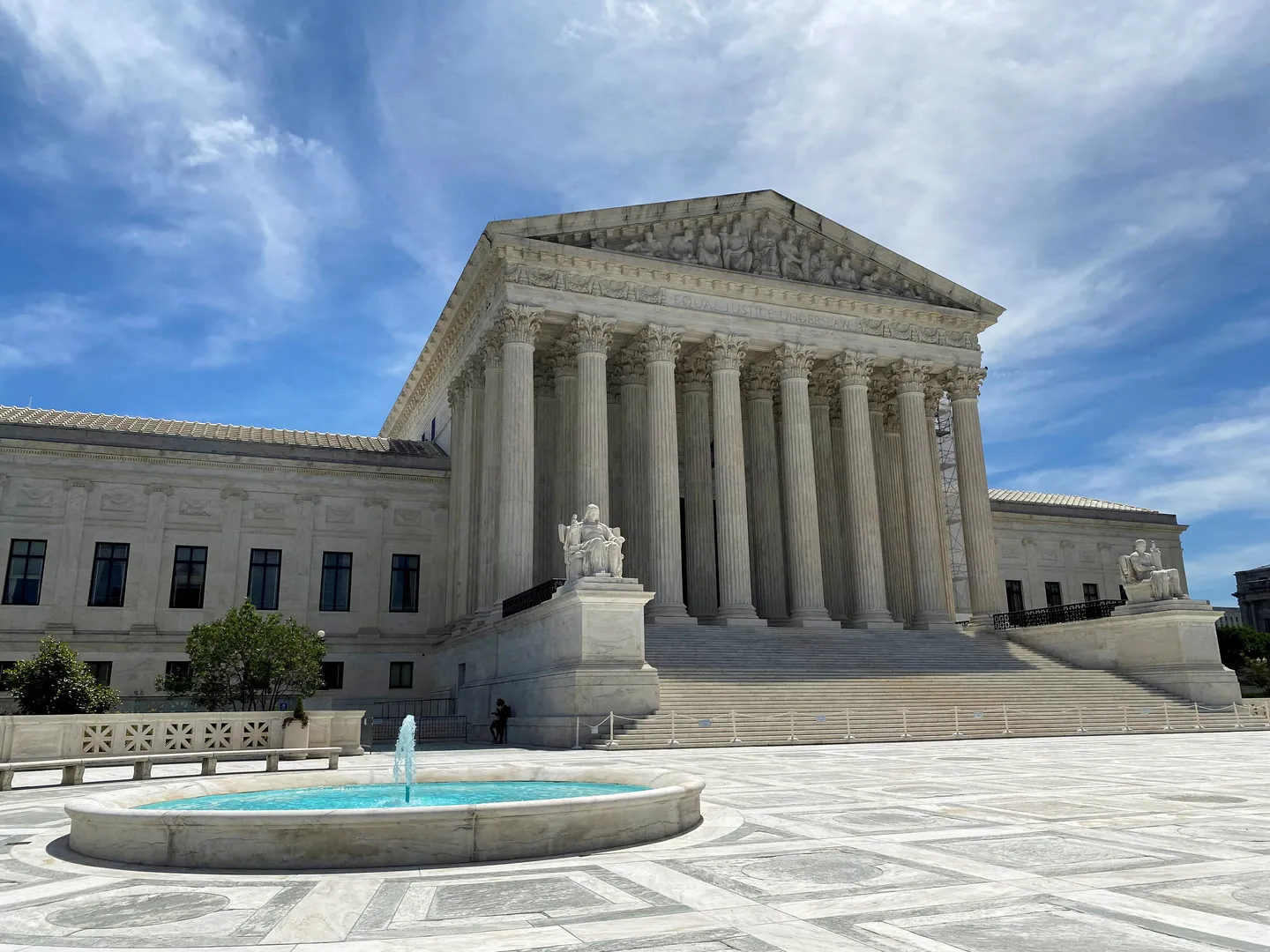 US Supreme Court clears way for Trump to pursue mass federal layoffs