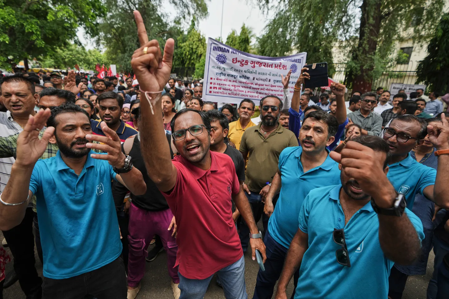 Indian workers strike over Modi's reforms