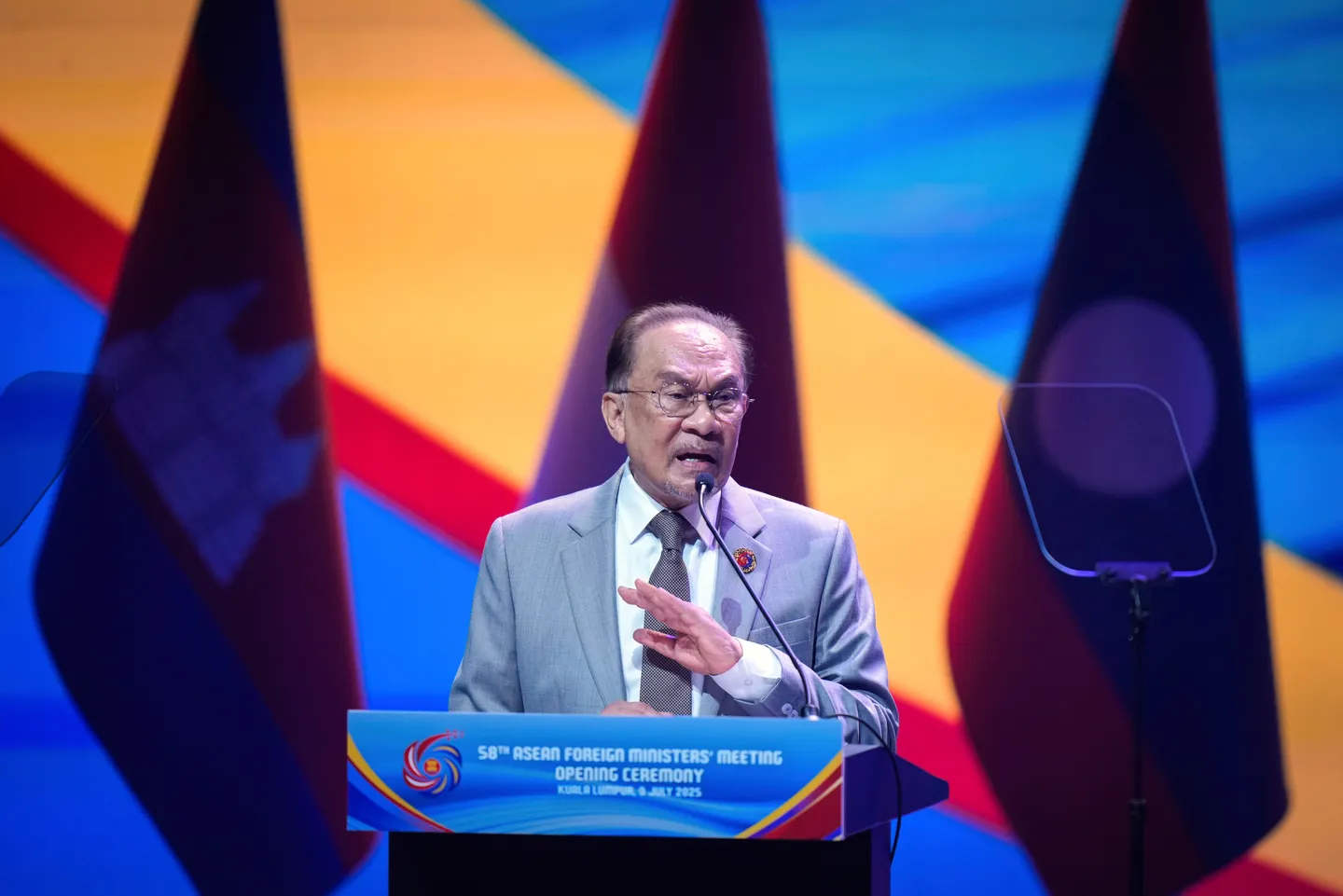 Anwar gesa ASEAN bersatu hadapi ancaman tarif