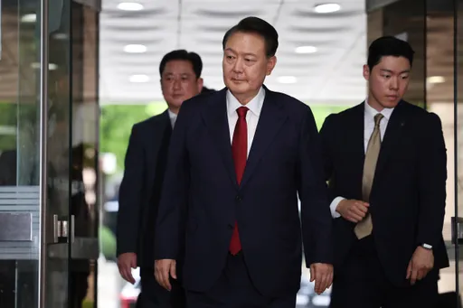 Cənubi Koreya prokuroru keçmiş prezident Yun Sok Yolun həbsinə dair orderi icra edə bilmədi