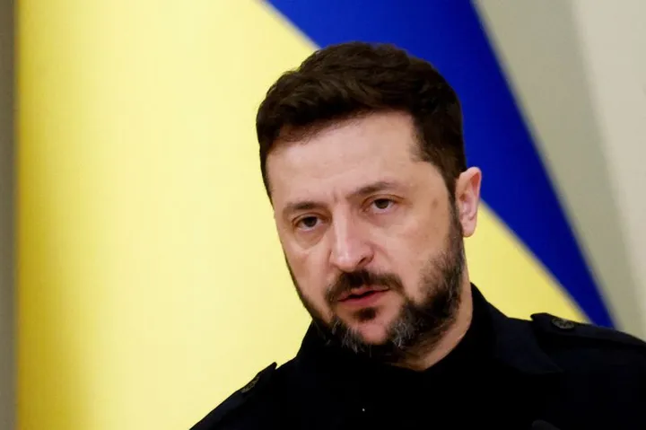 Zelenskyy confirms resumption of delivery of US weapons to Ukraine