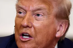Trump njofton tarifë prej 35 për qind për Kanadanë nga 1 gushti