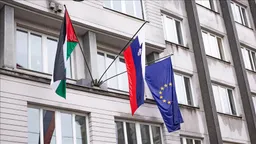 Sllovenia bëhet vendi i parë evropian që ndalon tregtinë e armëve me Izraelin