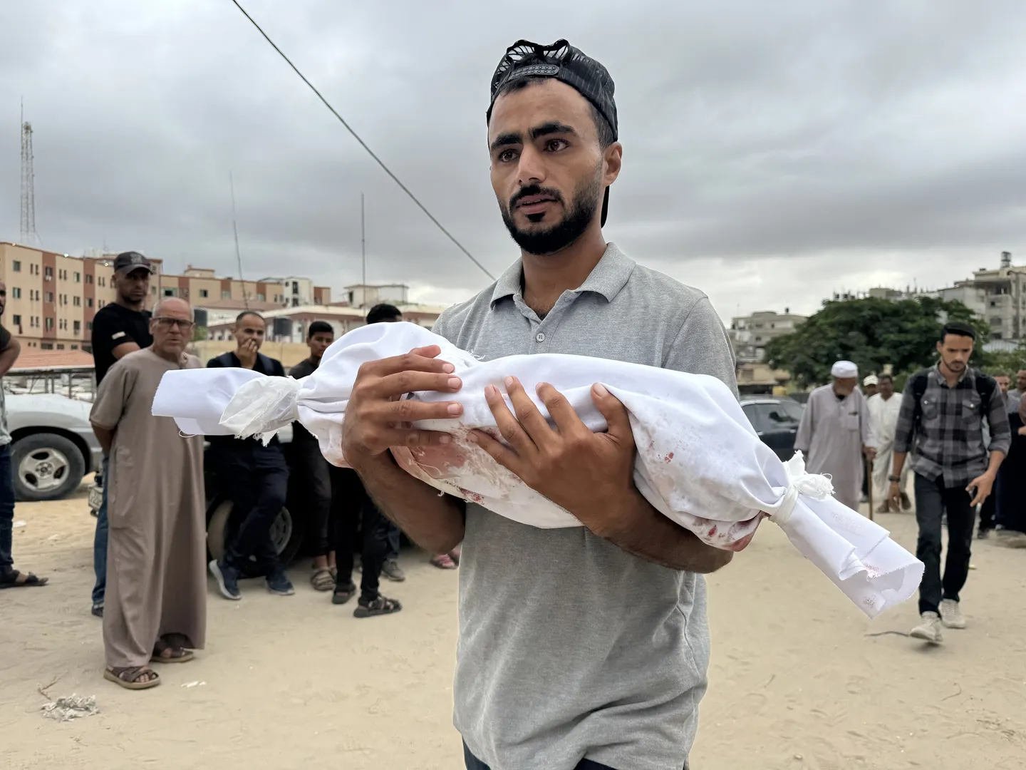 "Cada niño era un sueño. Cada número es un nombre": Israel mató a 18.500 menores en Gaza