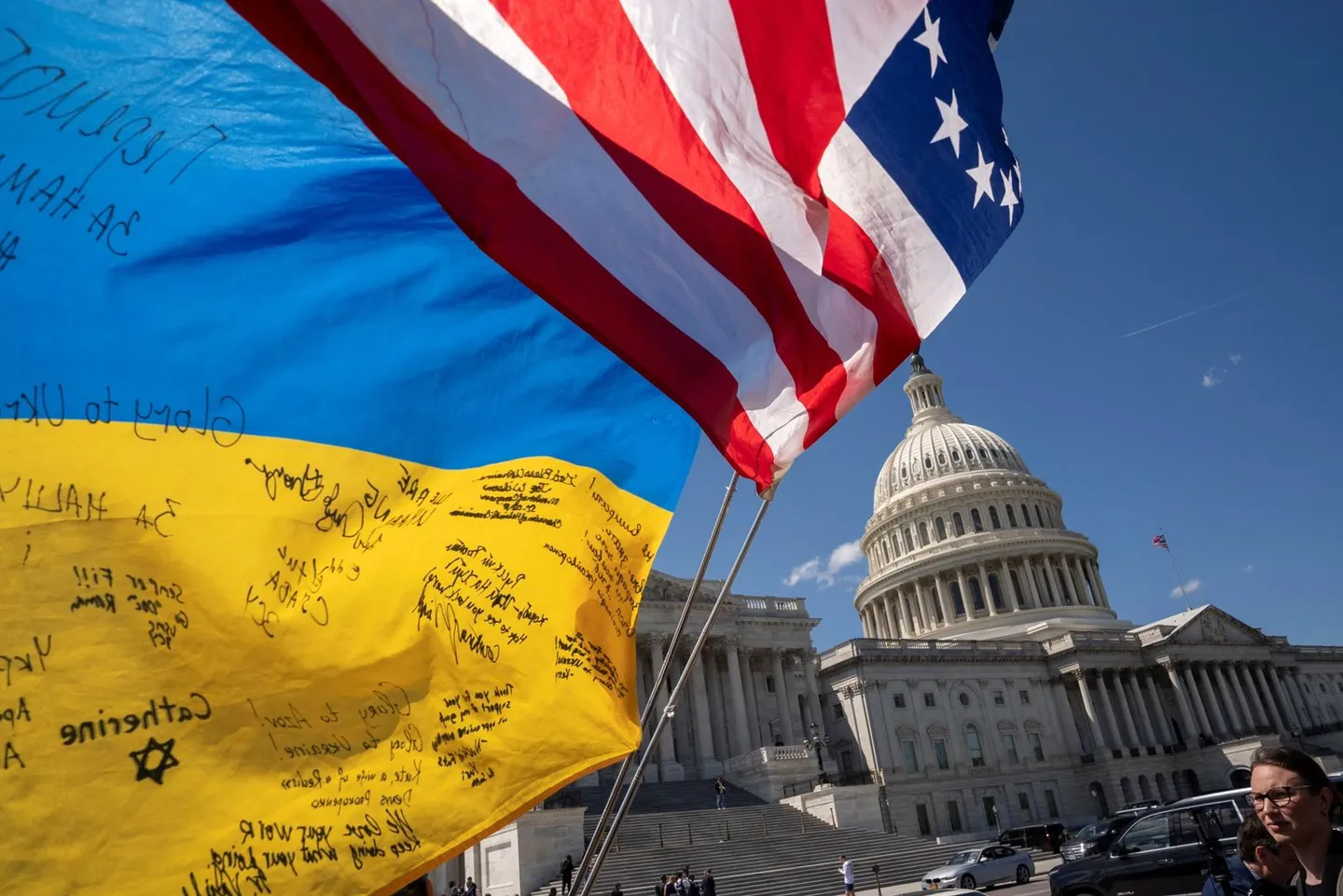Сенат хочет заплатить Украине $55 млрд
