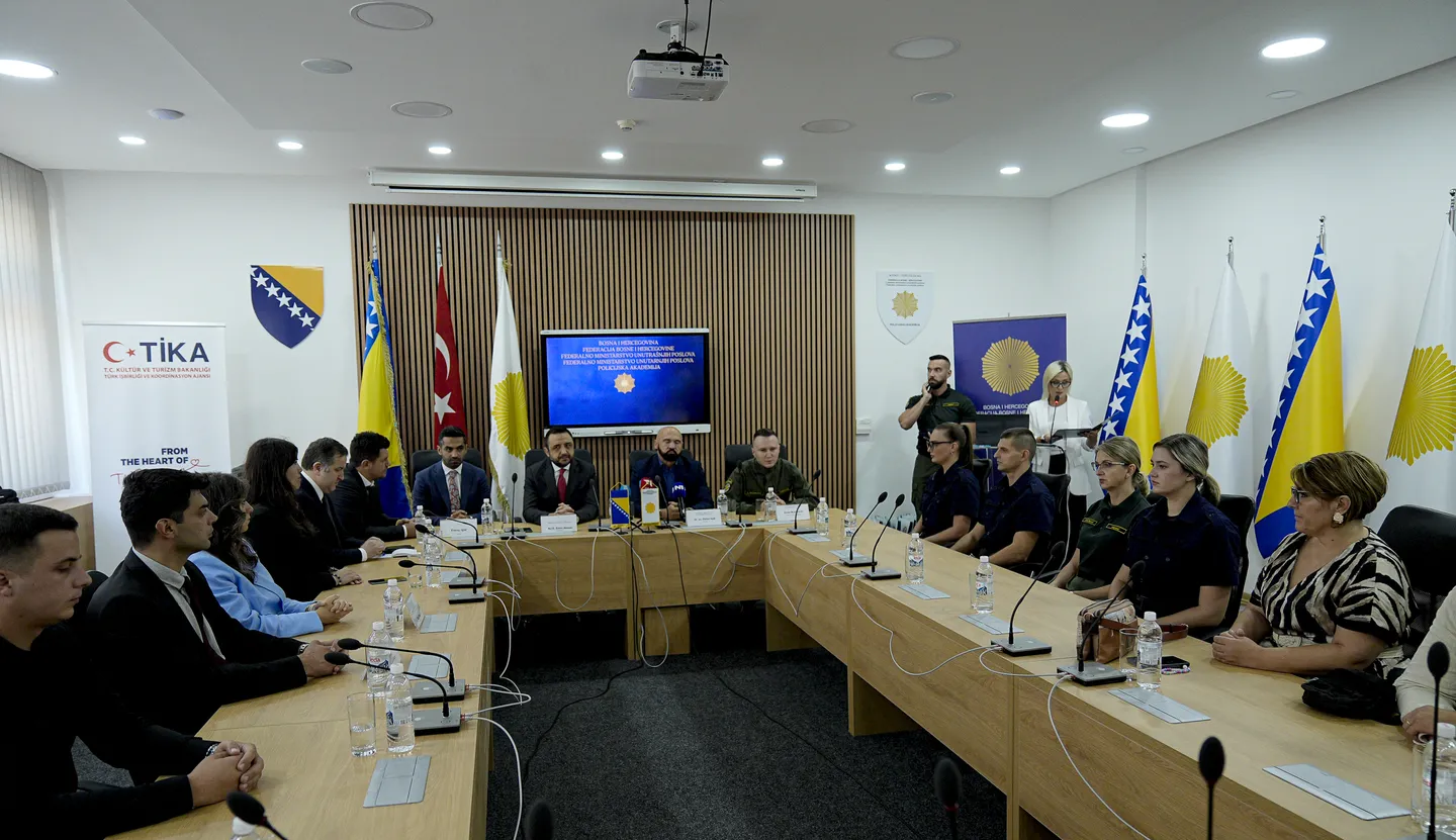 Sarajevo: Uručeni certifikati polaznicima "Obuke za borbu protiv nasilja u porodici i nasilja prema ženama"