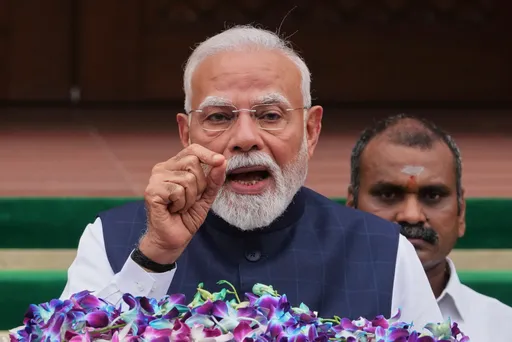 प्रधानमंत्री मोदी का दावा की महिलाओं के लिए 33% आरक्षण लागू करने को तेज़ी देगा नया बिल