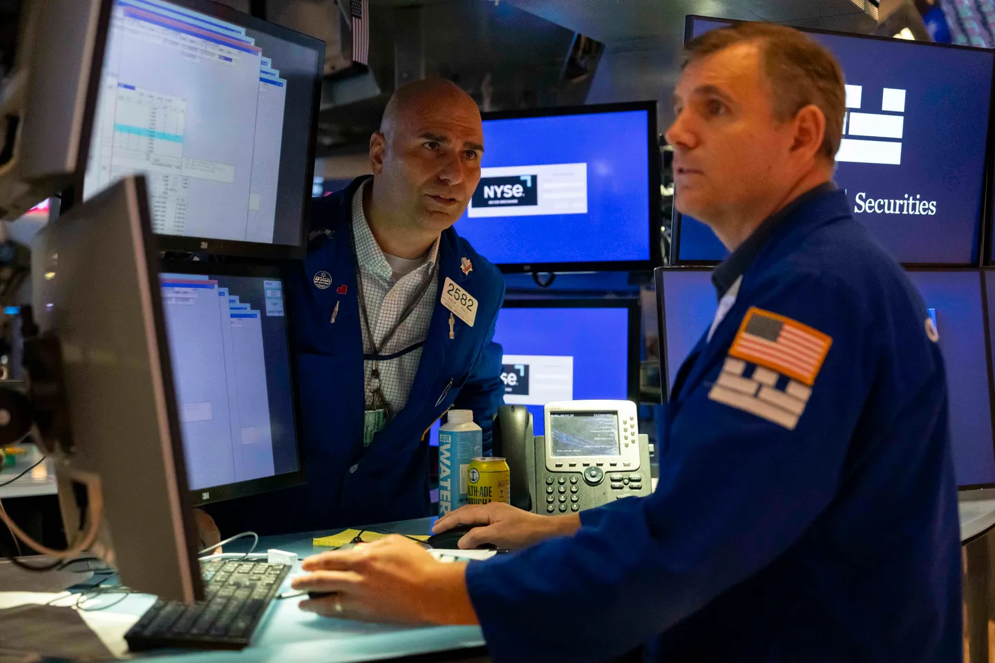Global stocks tumble on weak US jobs report, looming Trump tariffs