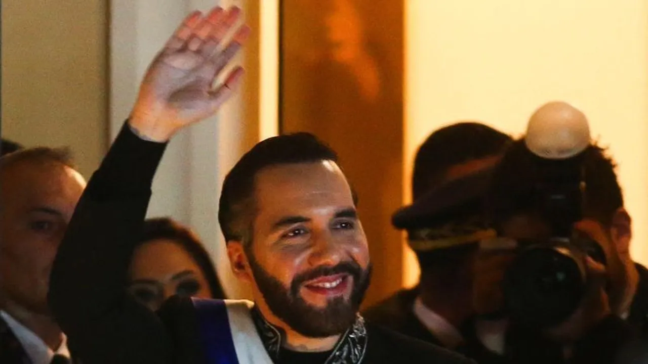 Parlamento de El Salvador aprova reforma para permitir que Nayib Bukele se candidate indefinidamente