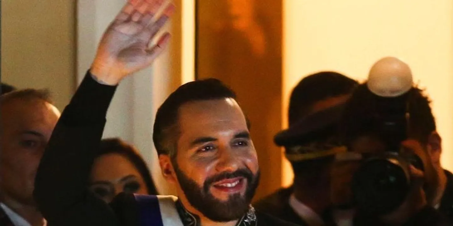 Parlamento de El Salvador aprova reforma para permitir que Nayib Bukele se candidate indefinidamente