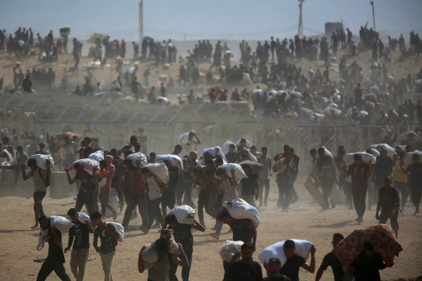 Gaza: des tirs israéliens lors de distributions alimentaire font plus de 1 300 morts