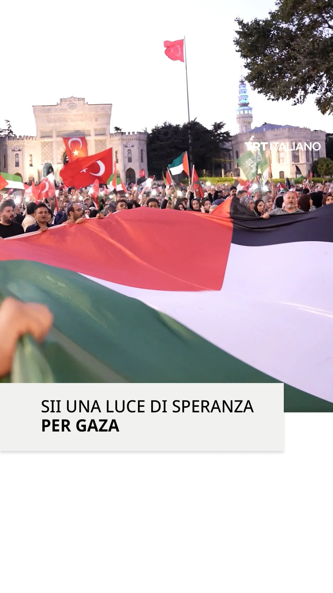 A Istanbul, decine di migliaia di persone sono scese in piazza a sostegno dei palestinesi