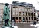 Крупнейший суверенный фонд сворачивает инвестиции в Израиль