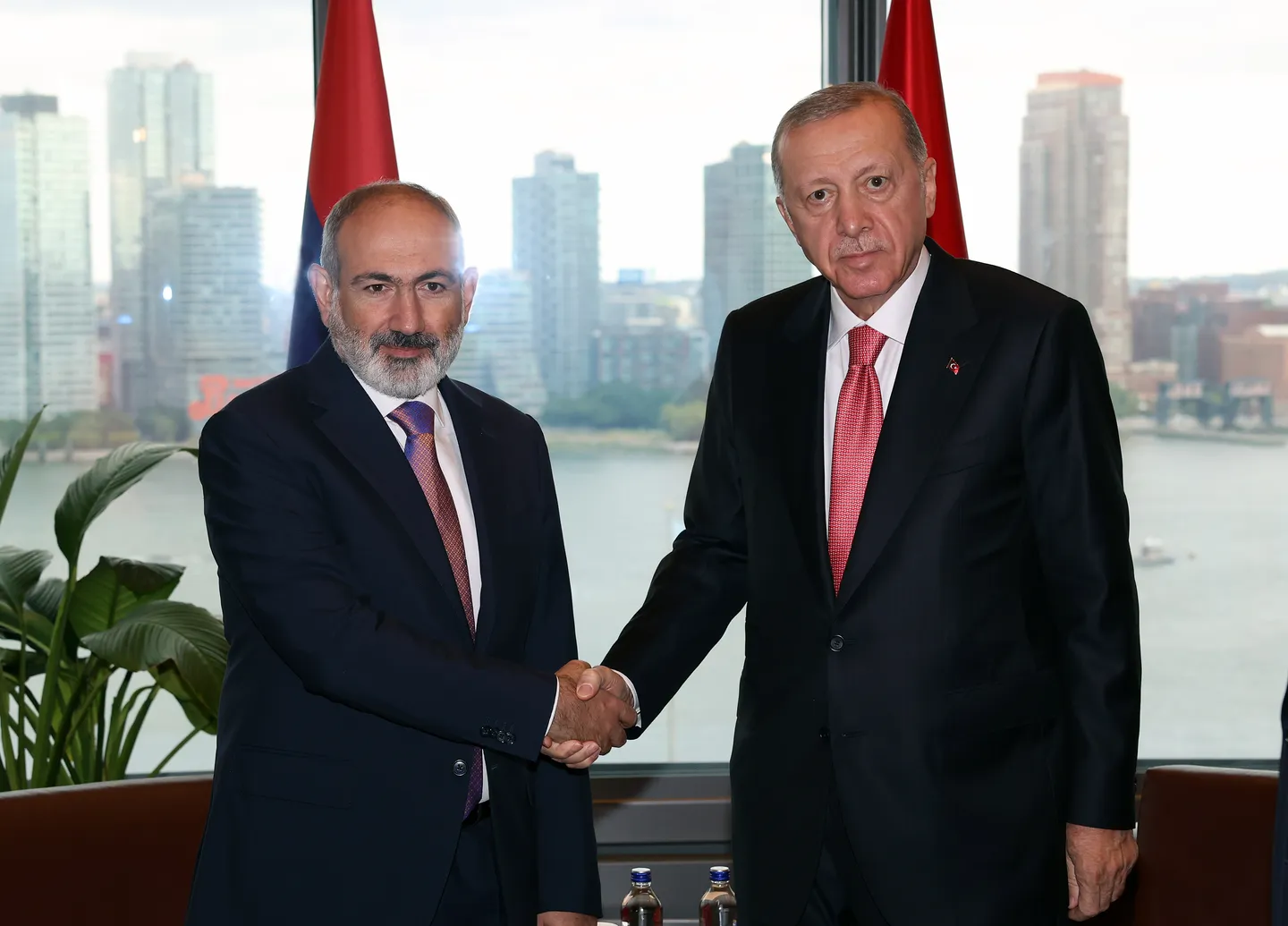 أردوغان: إرادة السلام بين أرمينيا وأذربيجان تمثل قيمة مهمة لاستقرار المنطقة
