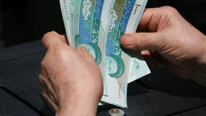 موافقت دولت ایران با حذف ۴ صفر از پول ملی این کشور