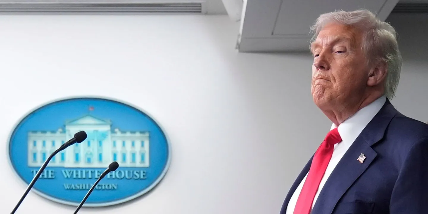 Trump assina ordem para prolongar tarifas sobre a China por mais 90 dias