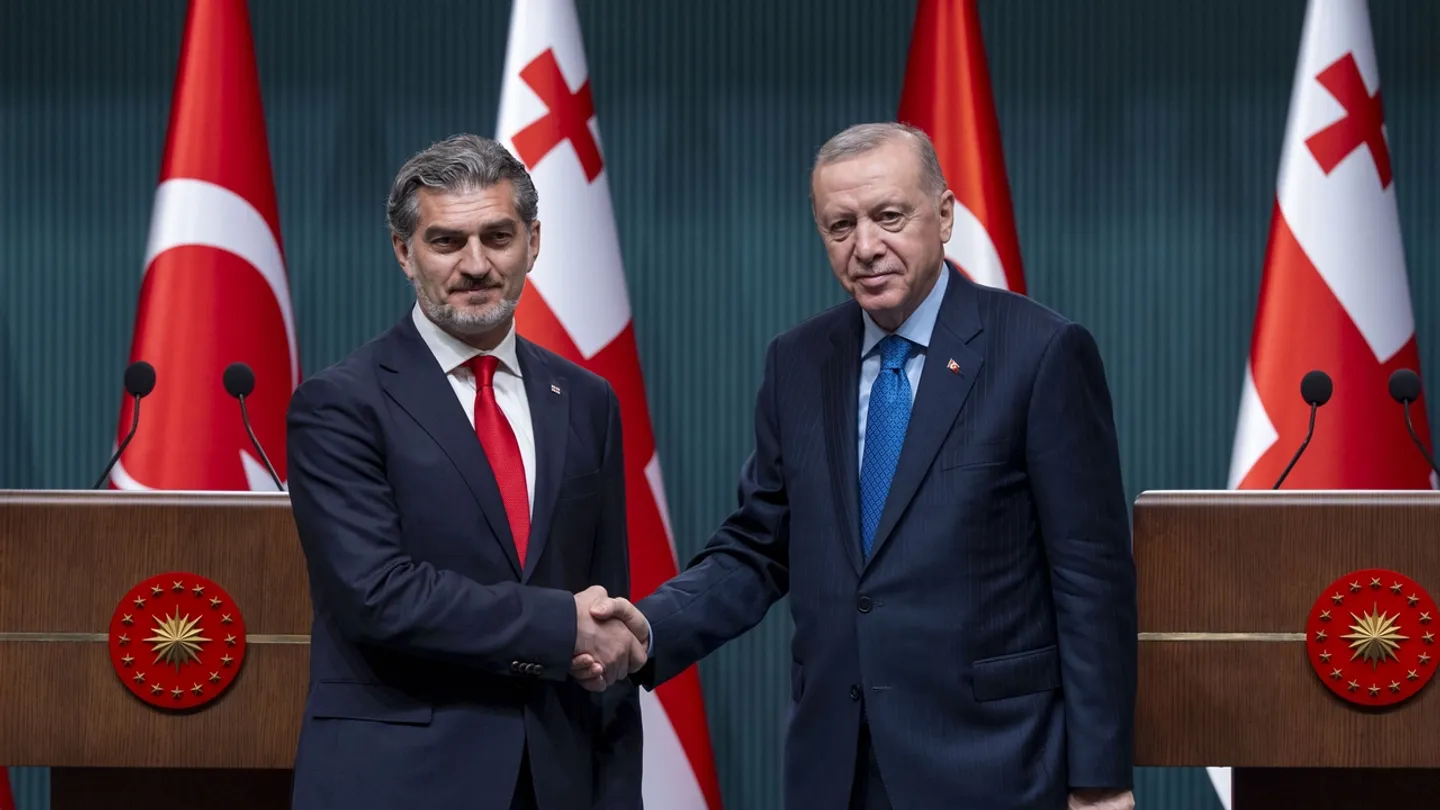 أردوغان: حققنا هدفنا التجاري مع جورجيا ويجب تشغيل سكة باكو-تبليسي-قارص بالطاقة الكاملة