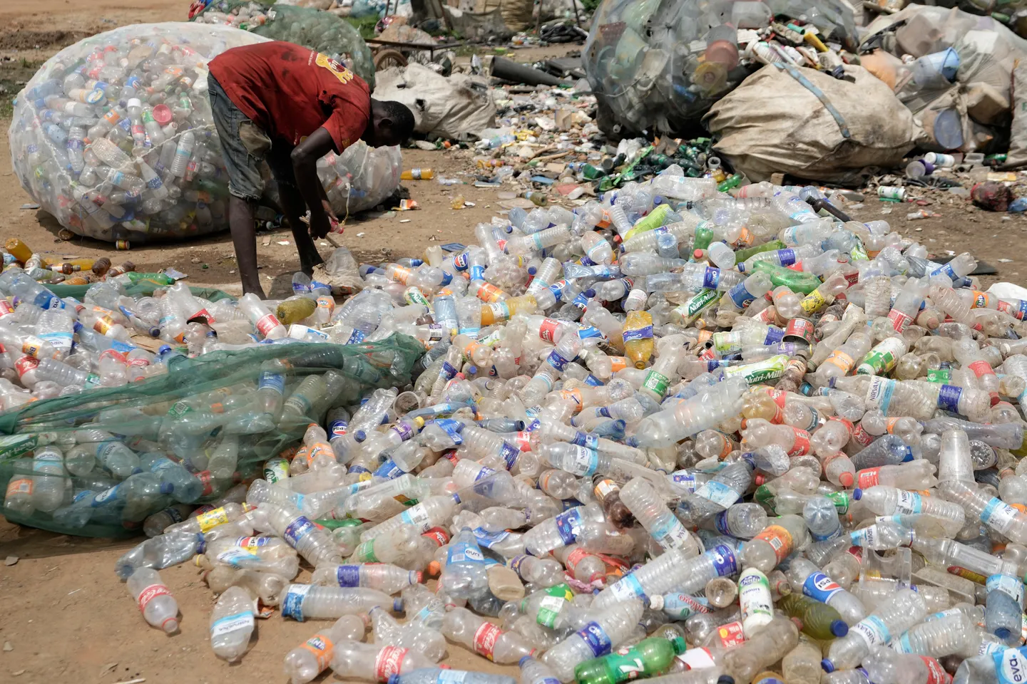 Plastic pollution treaty talks extended amid deep divisions