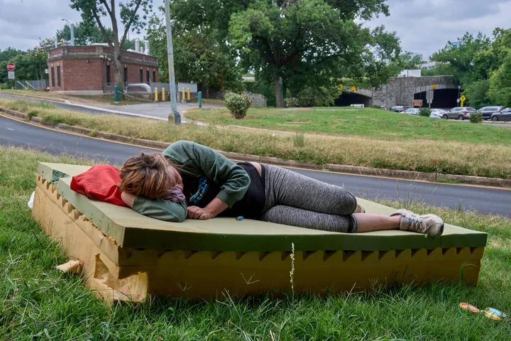 In pictures: Washington homeless encampments clear out as 800 National Guard troops mobilise
