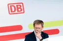 Bahn-Kreise: Verkehrsminister Schnieder feuert Bahn-Chef Lutz